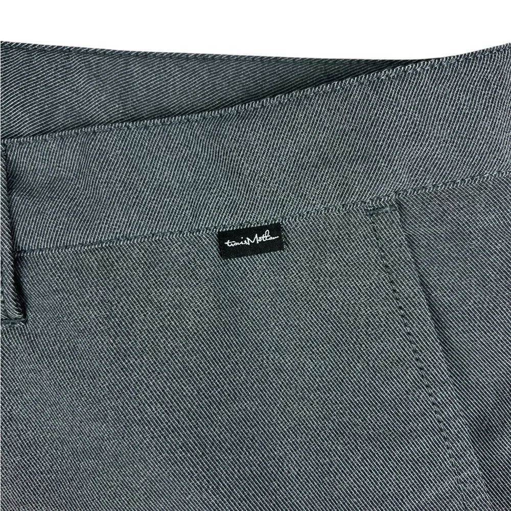 Travis Mathew Shorts‎ Men’s 38 (Approx) Gray Golf Flat Front Outdoor - READ!